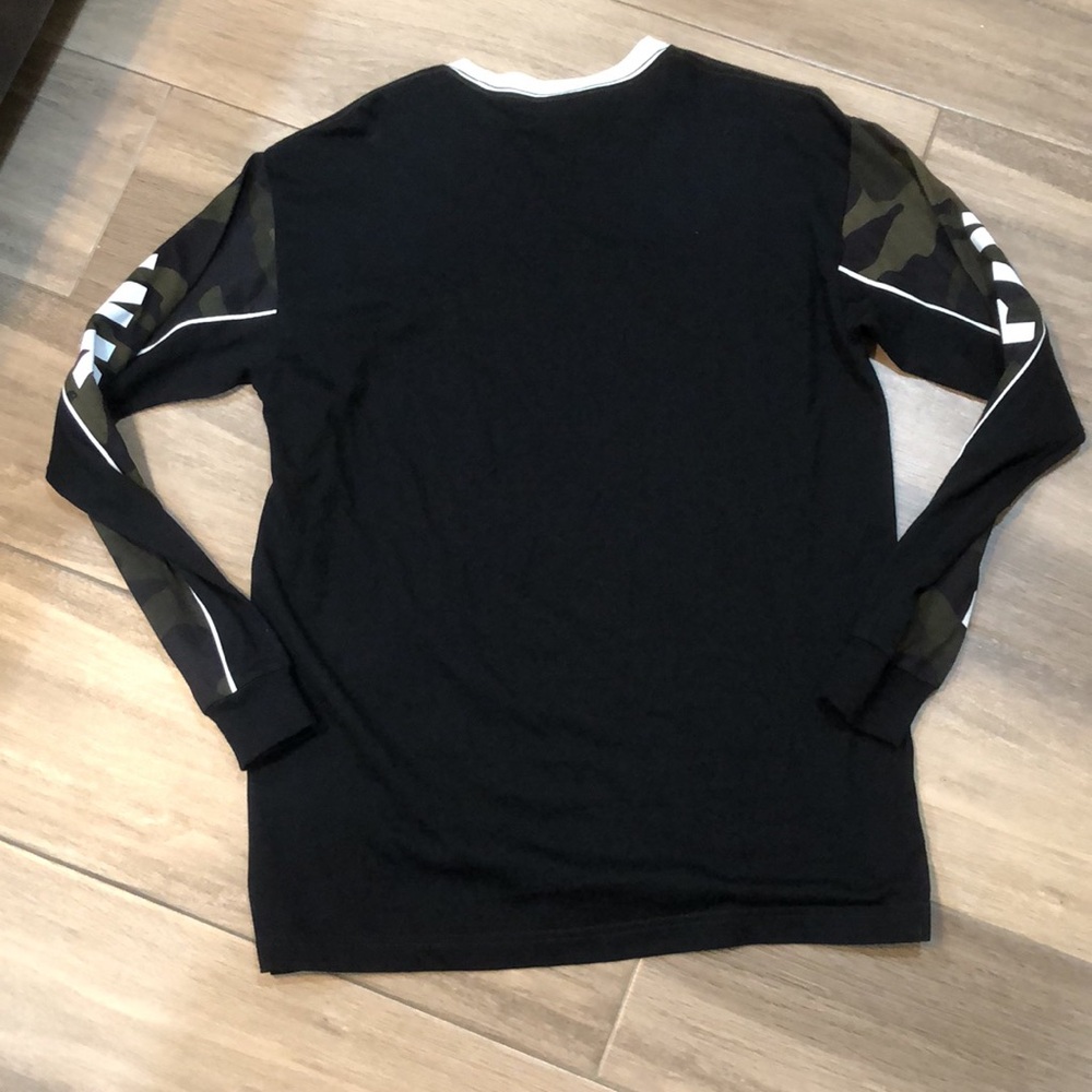 vS Pink Camo bling long sleeve - Picture 3 of 6